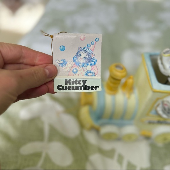 Vintage NWT Kitty Cucumber Music Box K.C. Express Home Decor Accent Art - Picture 11 of 14